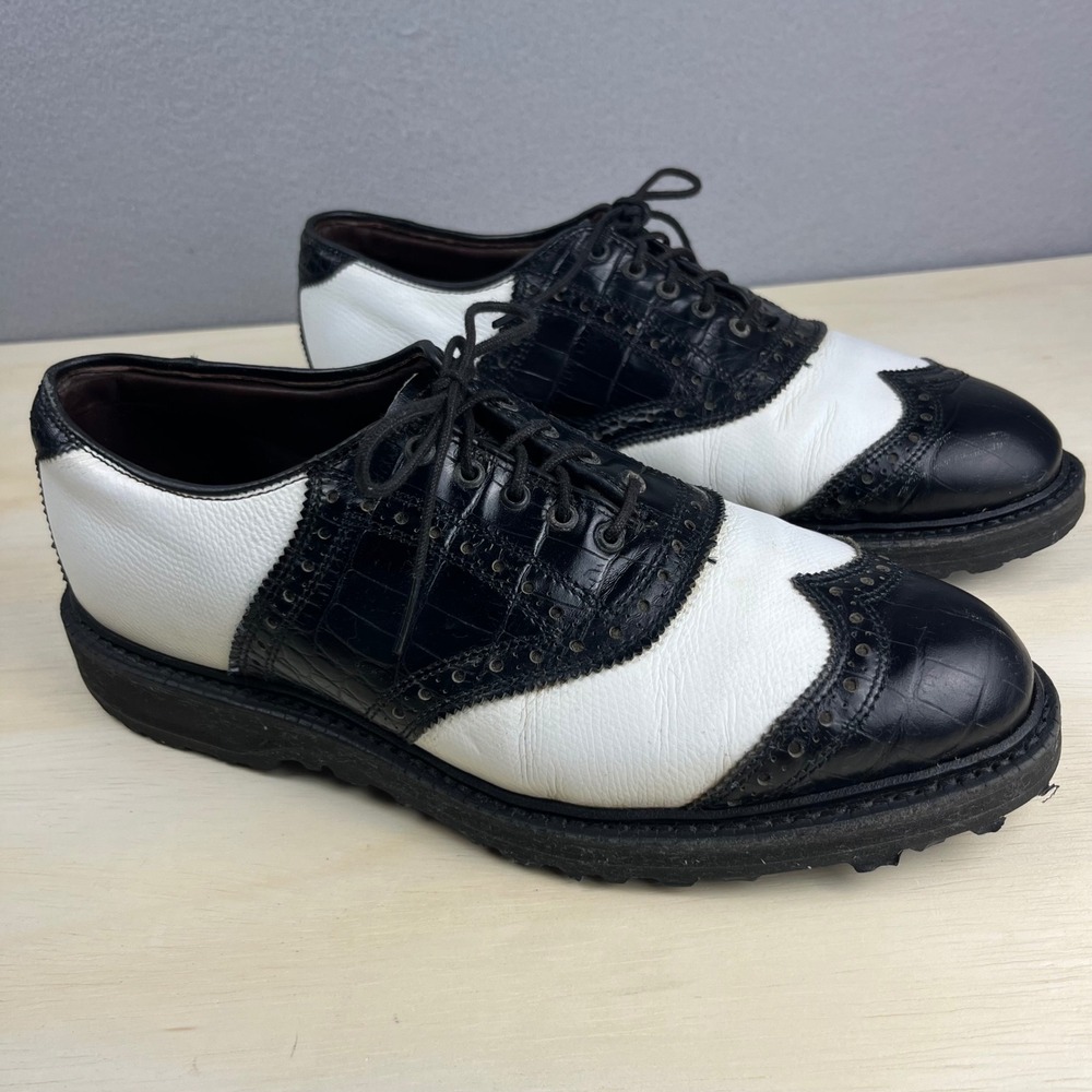 Allen Edmonds Honors Collection Legend Mens 8 D spikeless Wingtip Golf Shoes